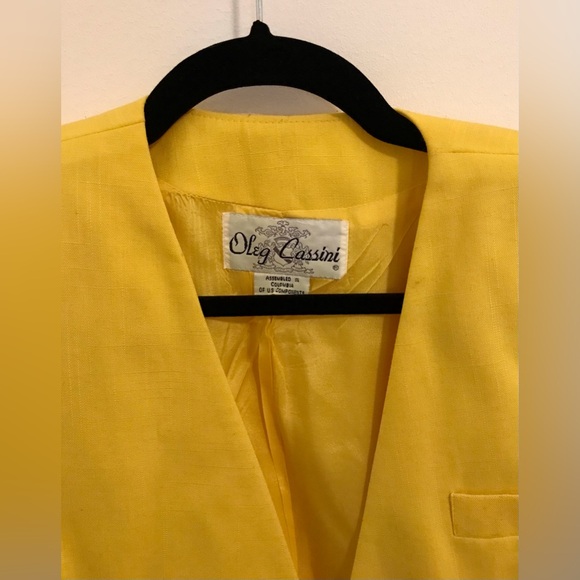 Oleg Cassini Bright Yellow 3 Pocket Black Buttons Double Breasted Blazer - Picture 4 of 7
